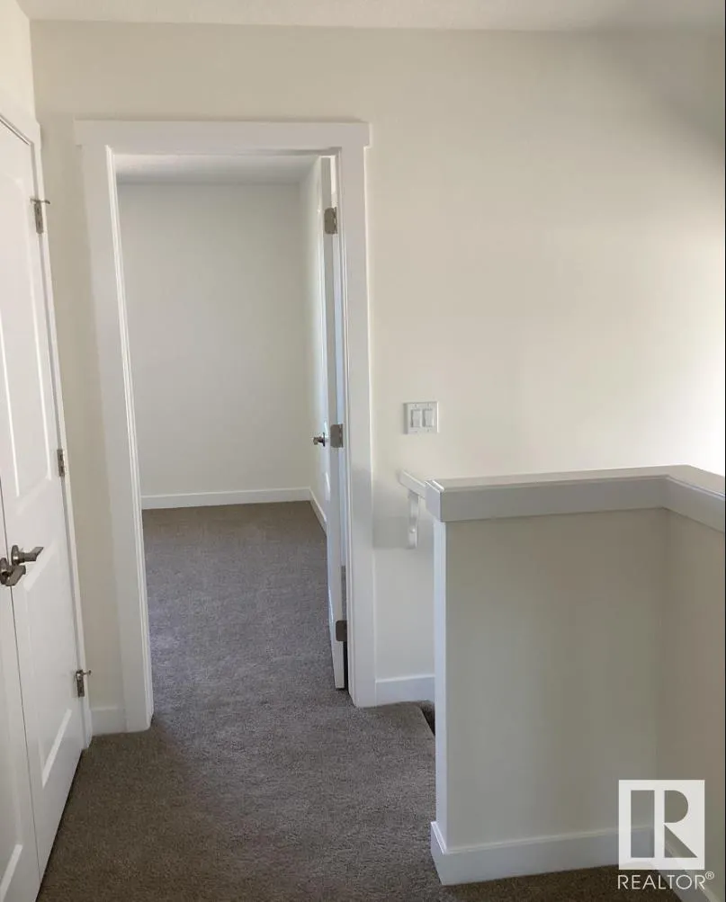 122 KINGSBURY Circle