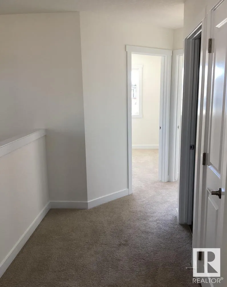 122 KINGSBURY Circle