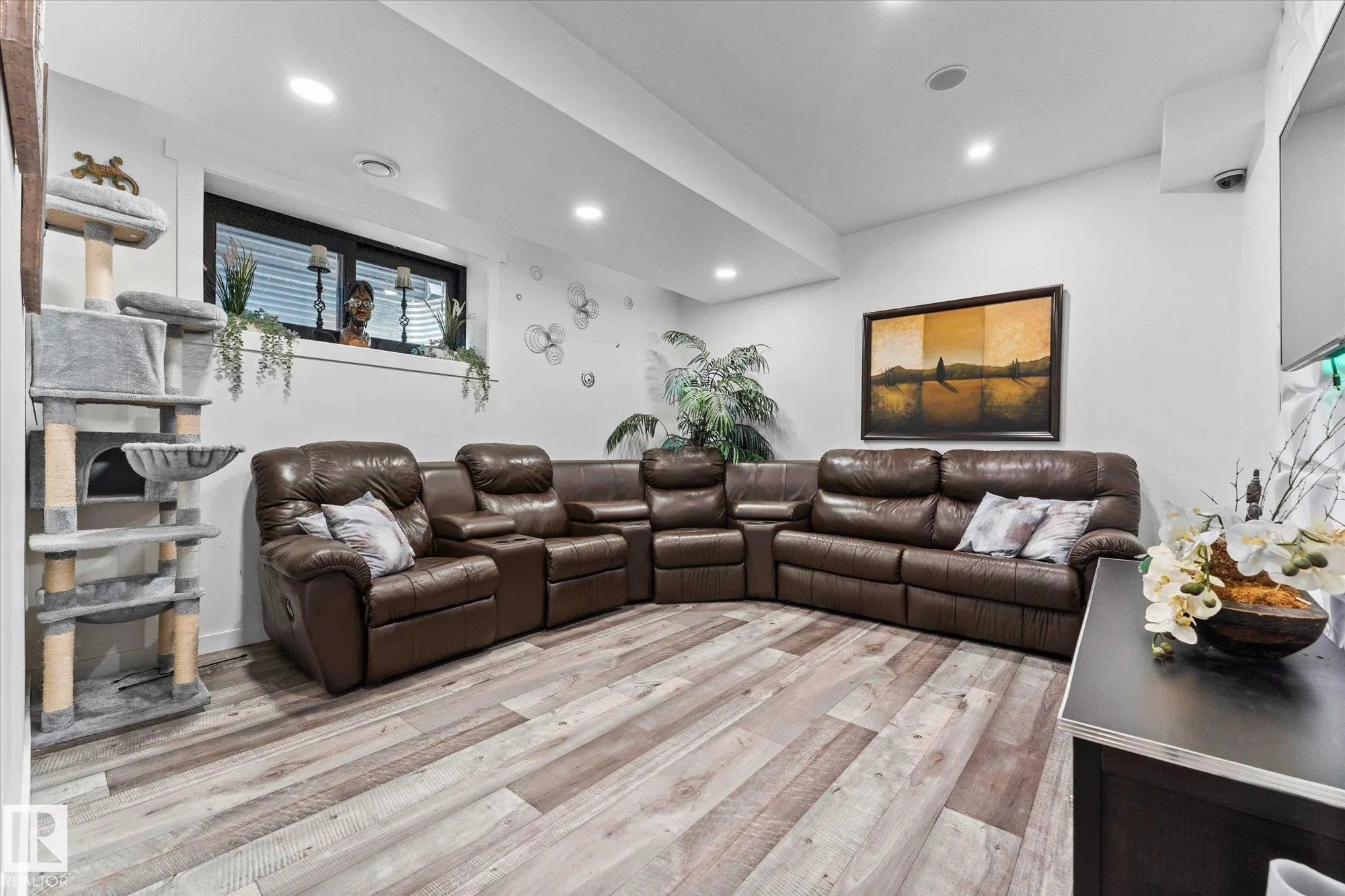 9 Brunswyck Crescent