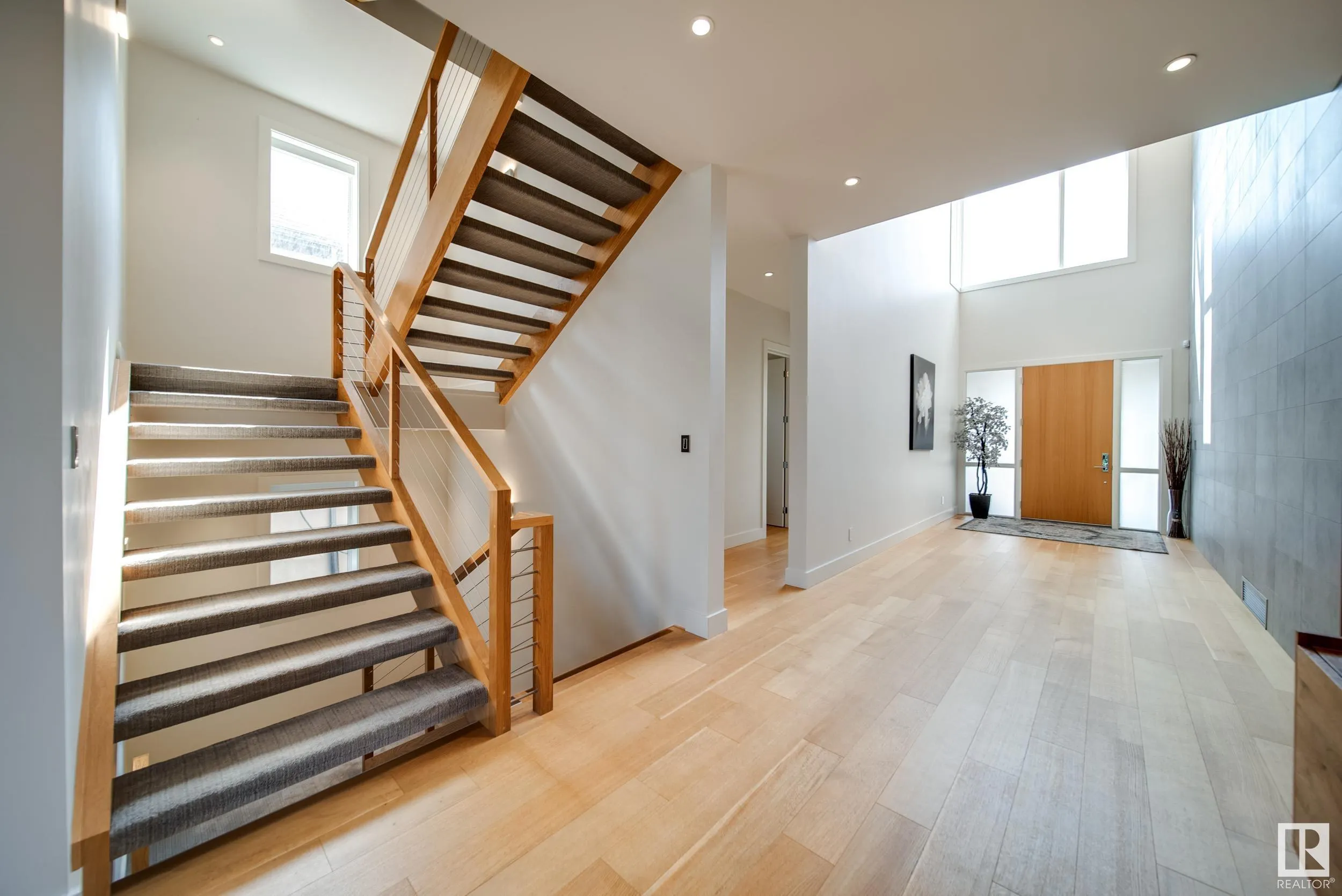 705 HOWATT Drive