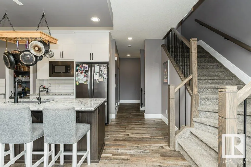 14 COPPERHAVEN Drive