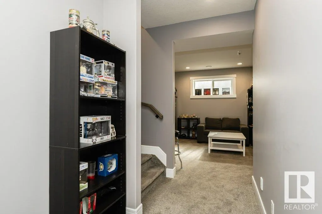 14 COPPERHAVEN Drive