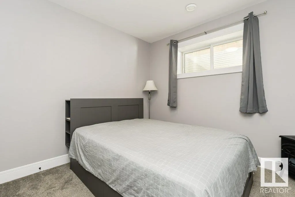 14 COPPERHAVEN Drive