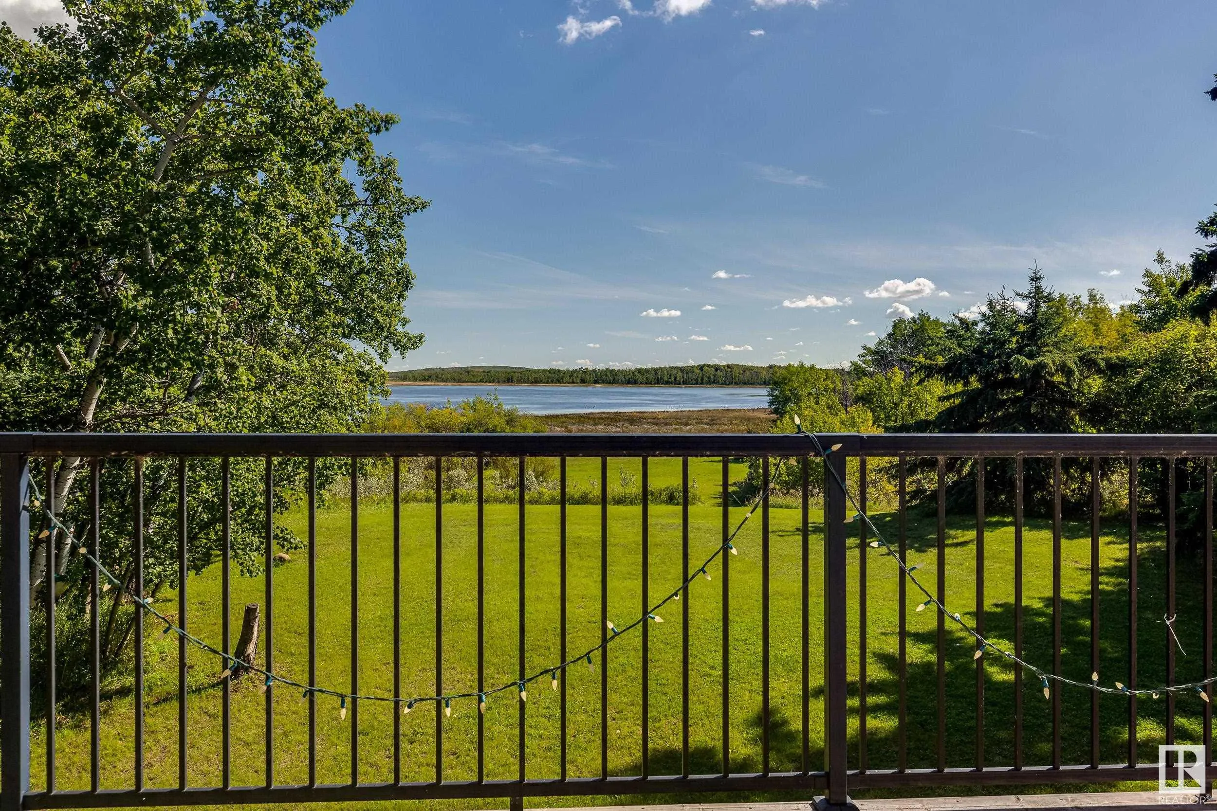 602 Pheasant Close