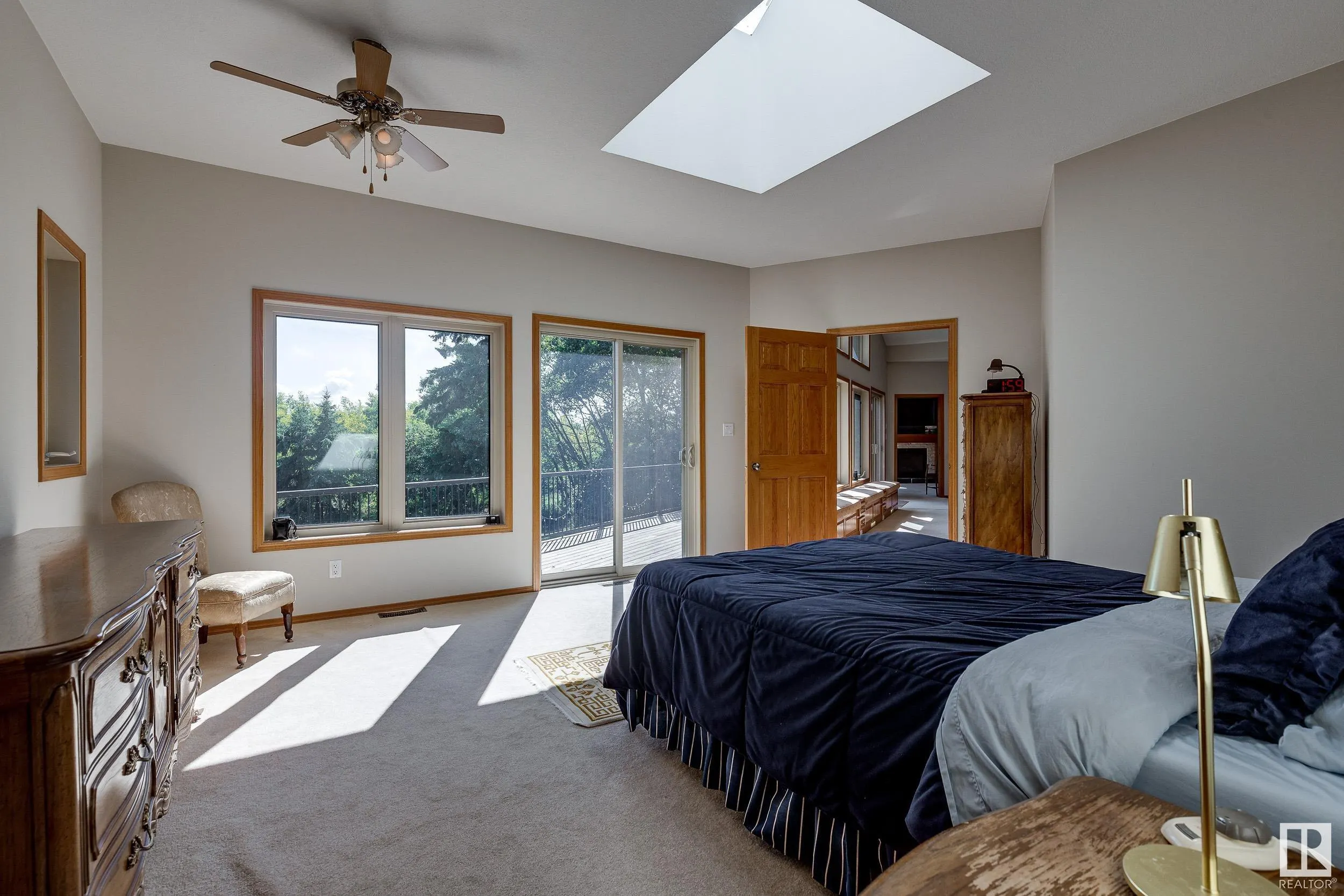 602 Pheasant Close