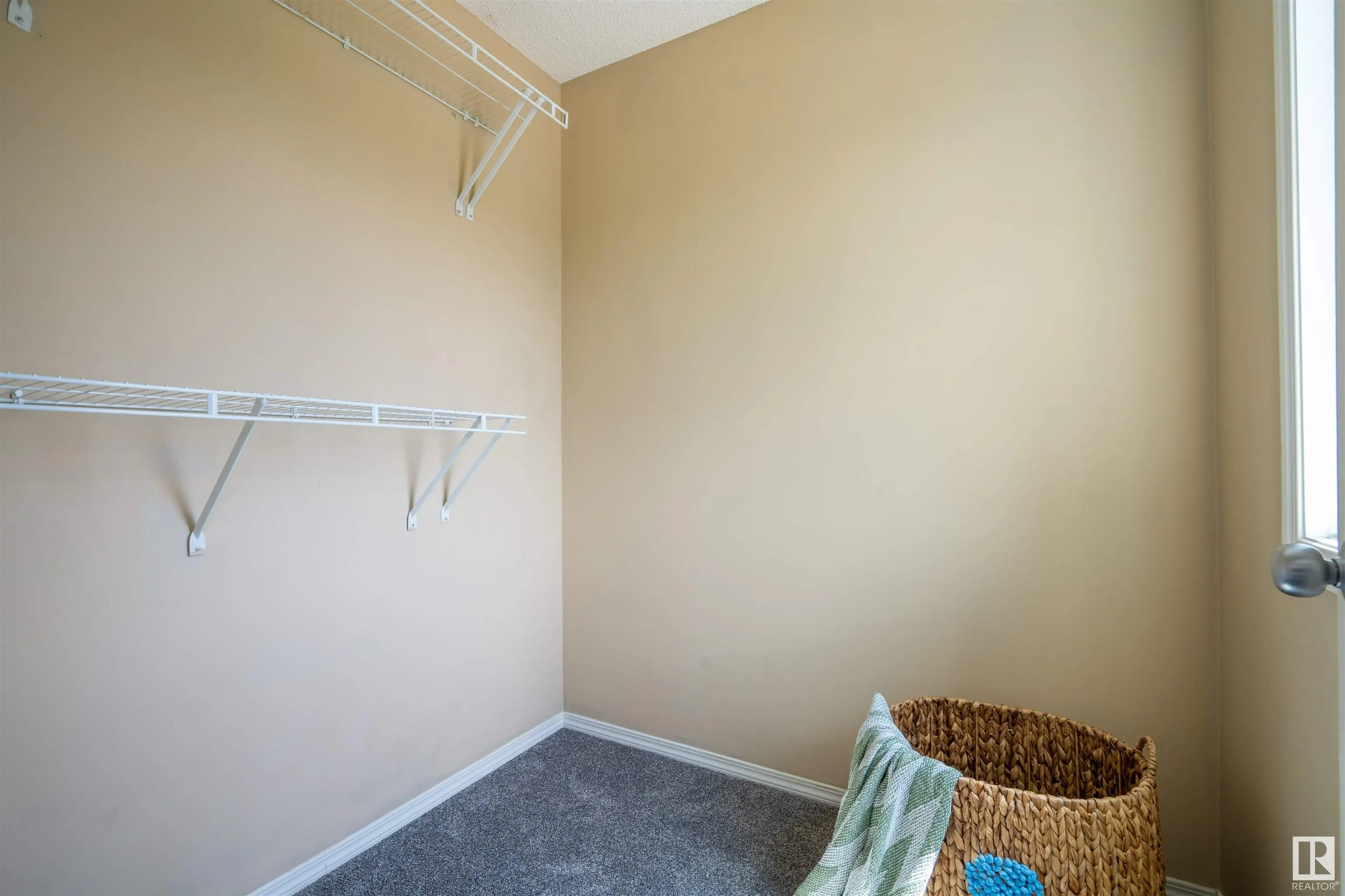 14 santana cres