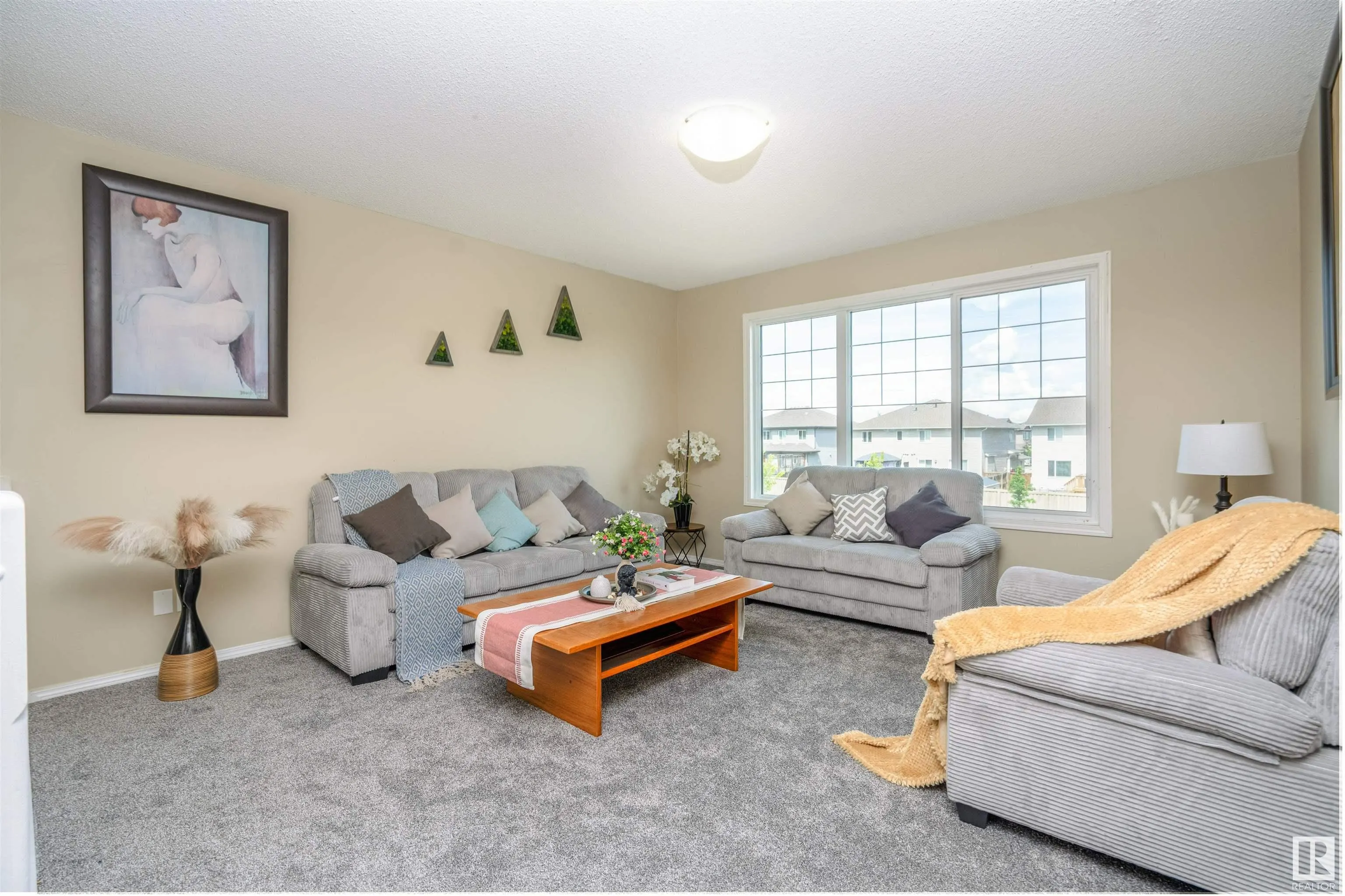 14 santana cres