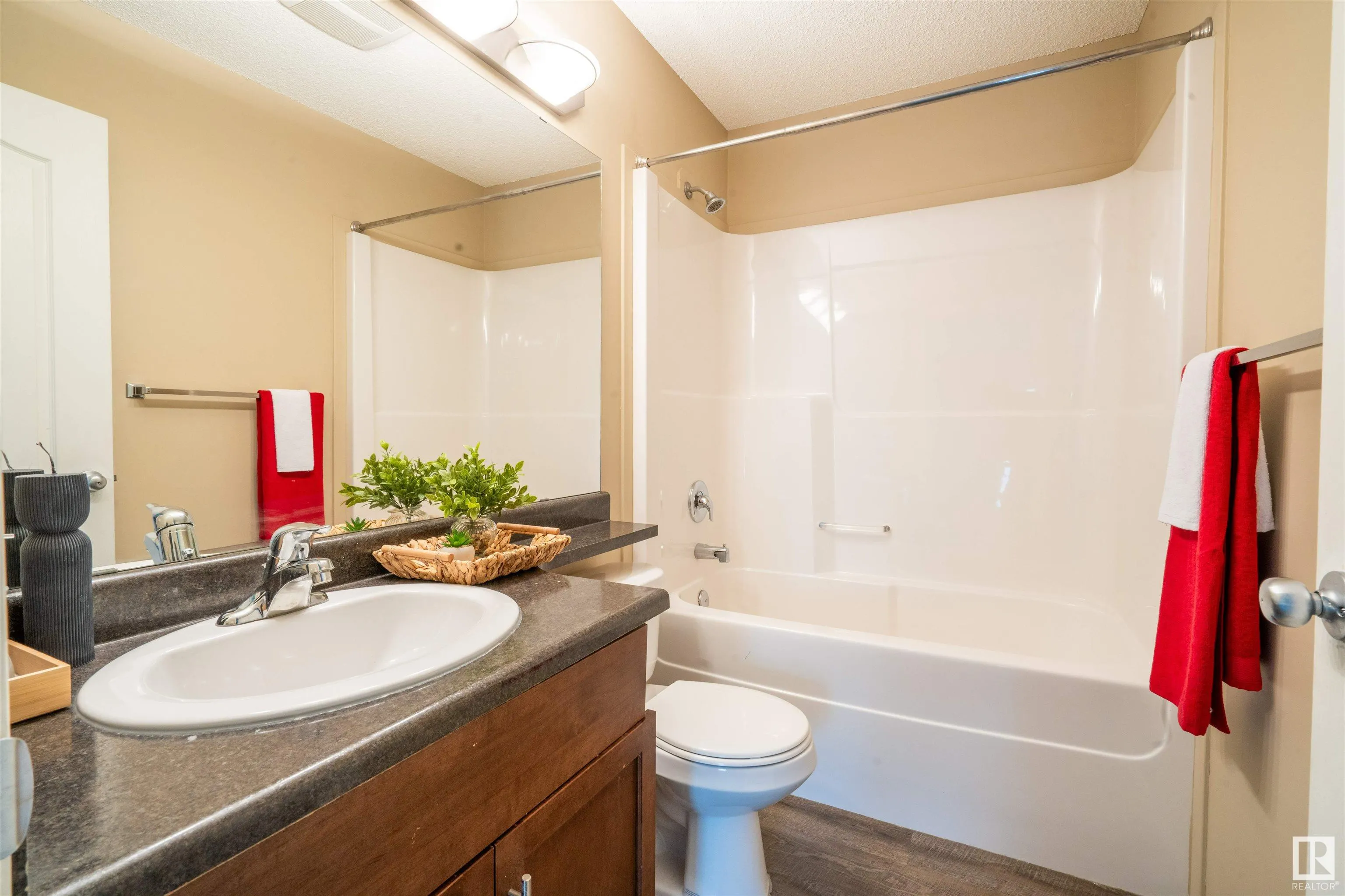 14 santana cres