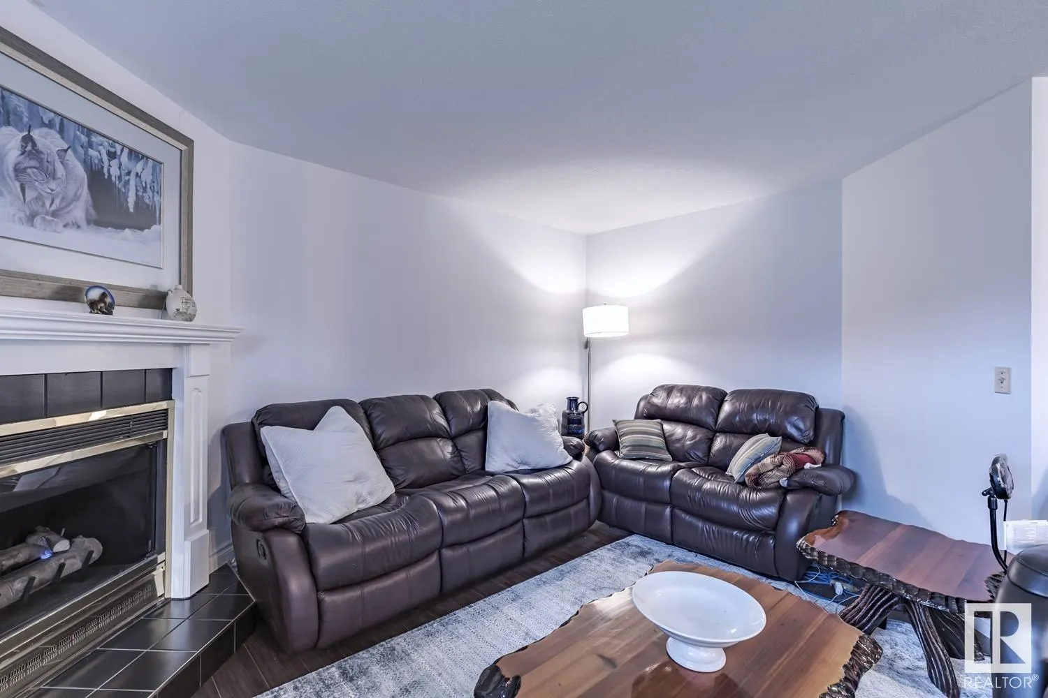 3 Perron Street