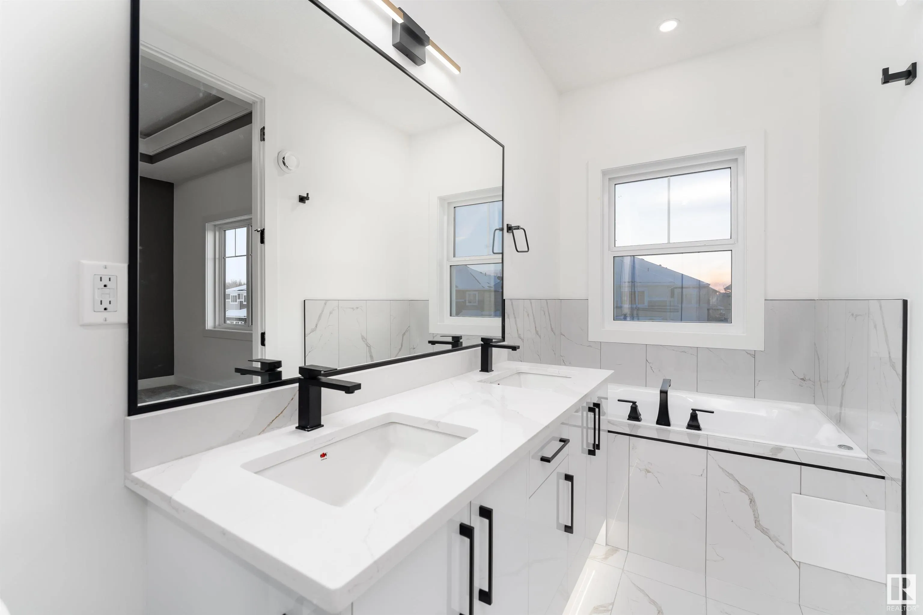 3103 Magpie Way