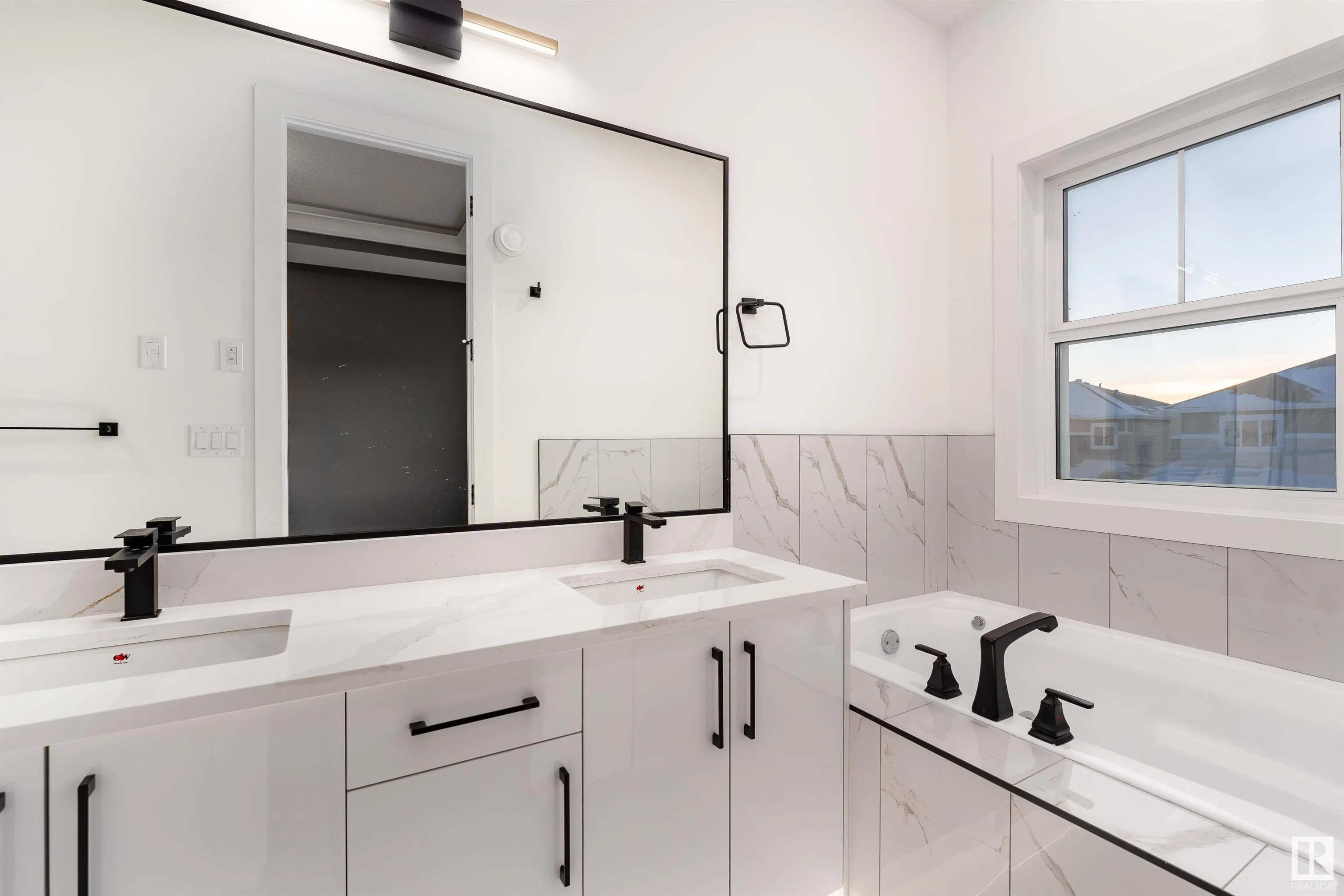 3103 Magpie Way