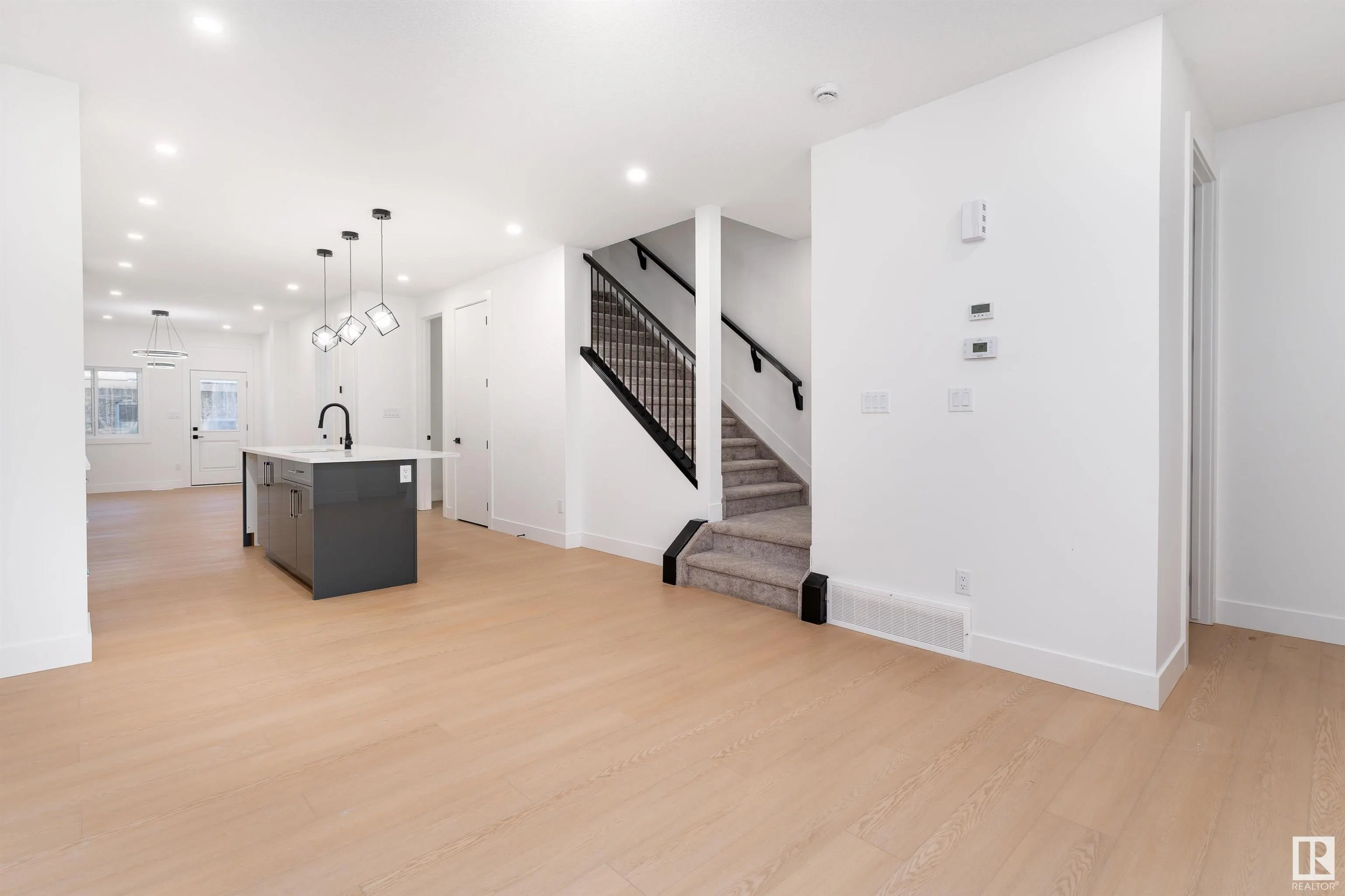 3103 Magpie Way