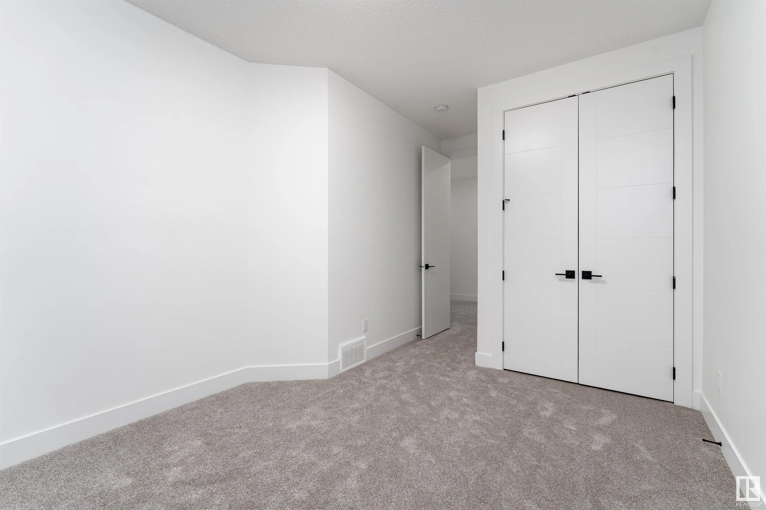 3105 Magpie Way