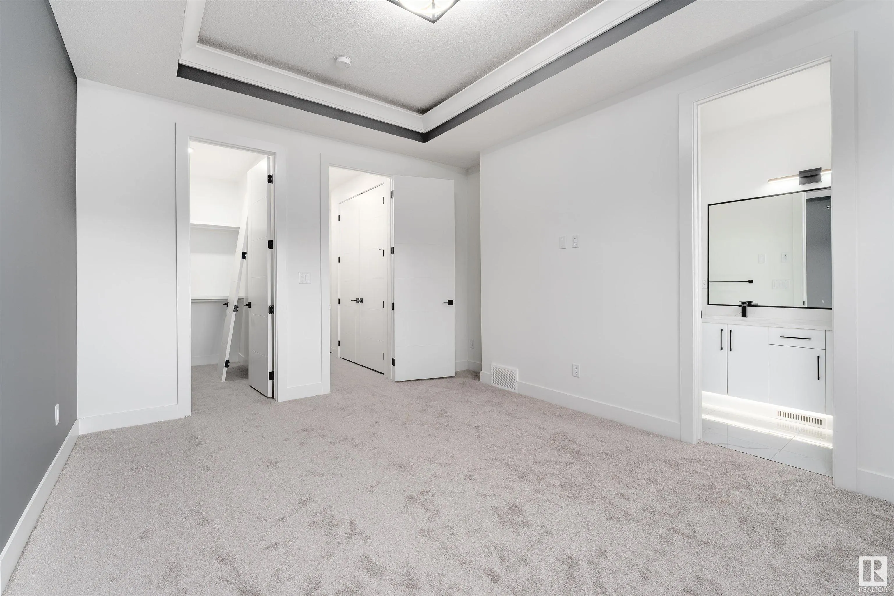 3105 Magpie Way