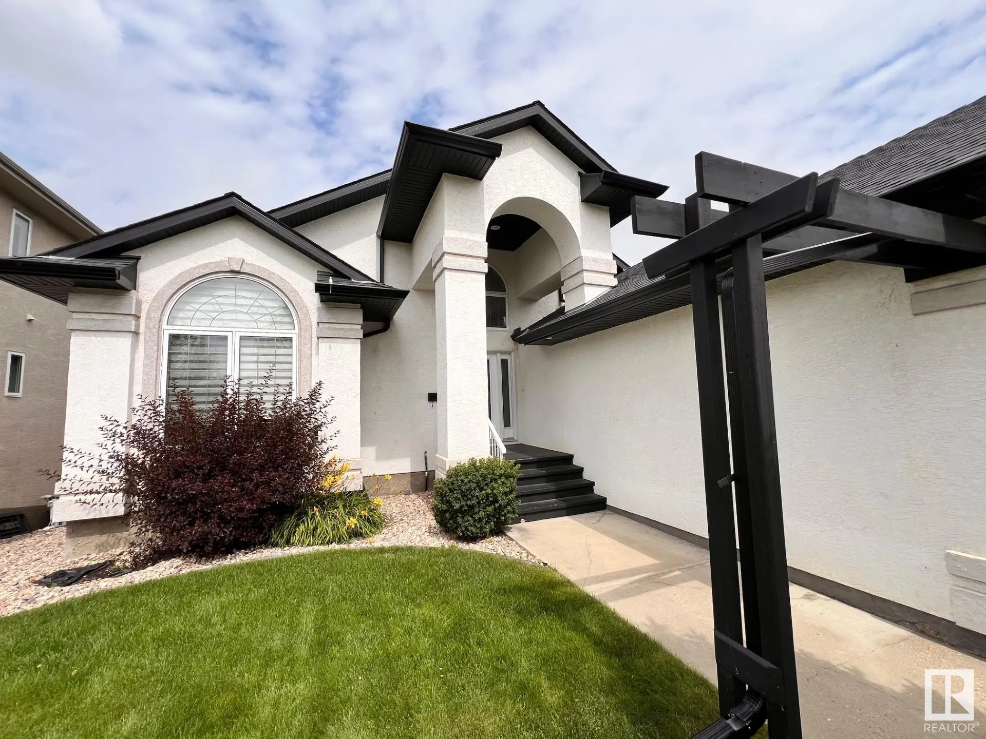 46 SHORES Drive