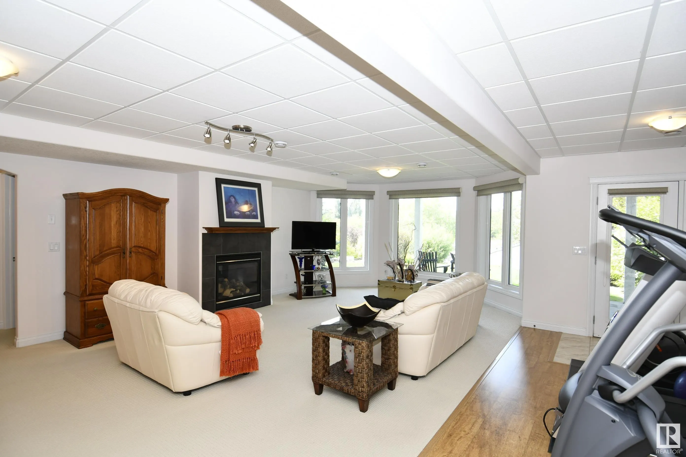 46 SHORES Drive
