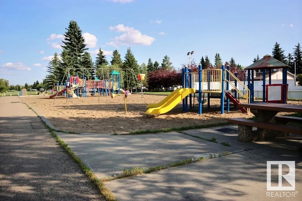 308 Evergreen Park