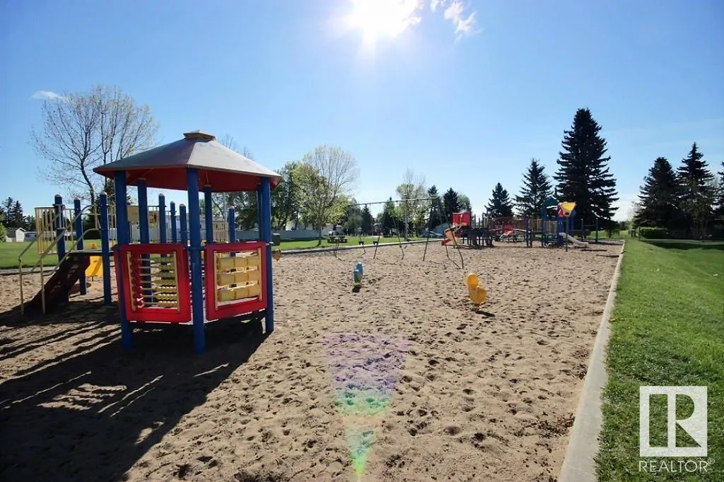 308 Evergreen Park