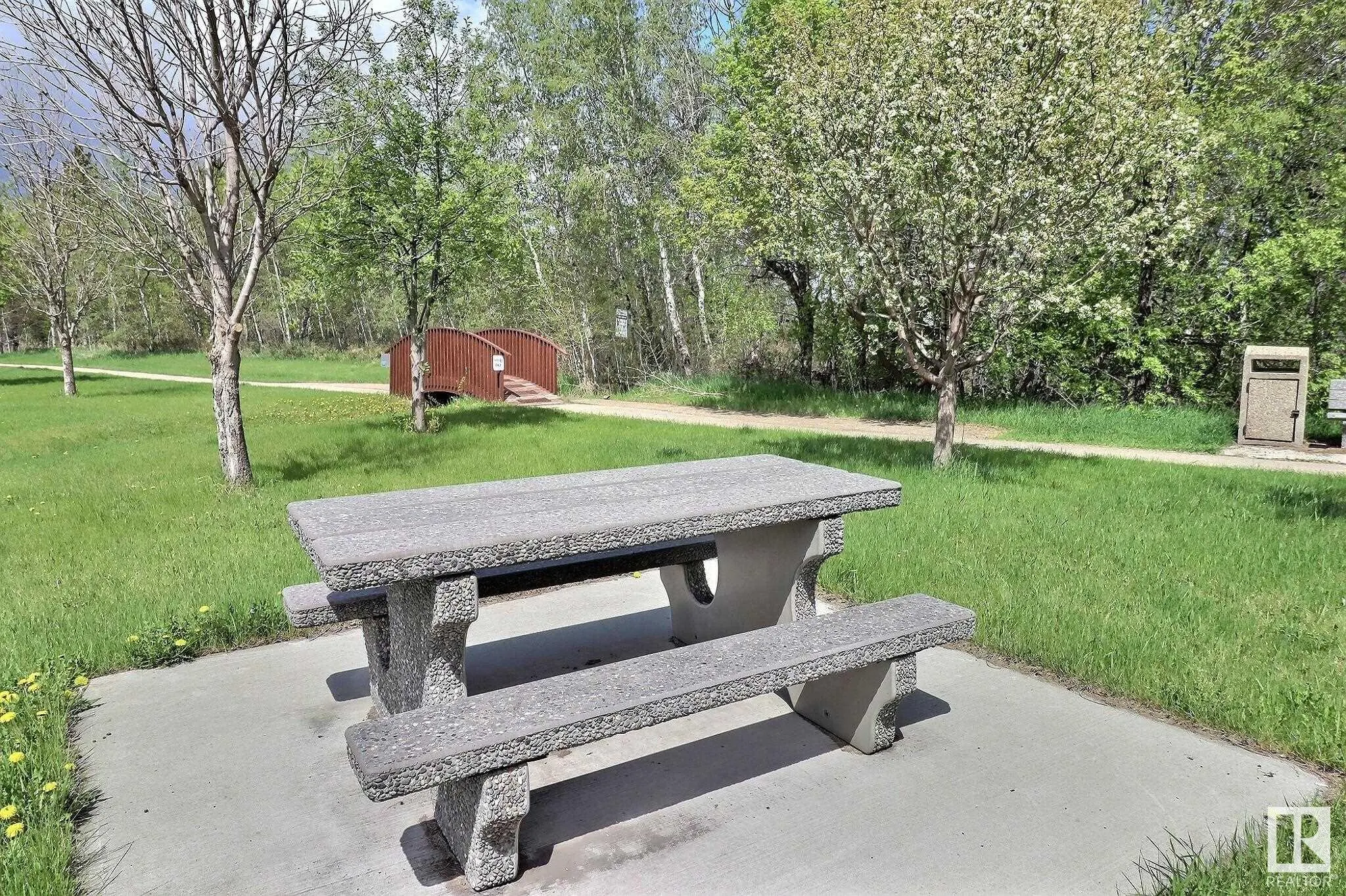 308 Evergreen Park