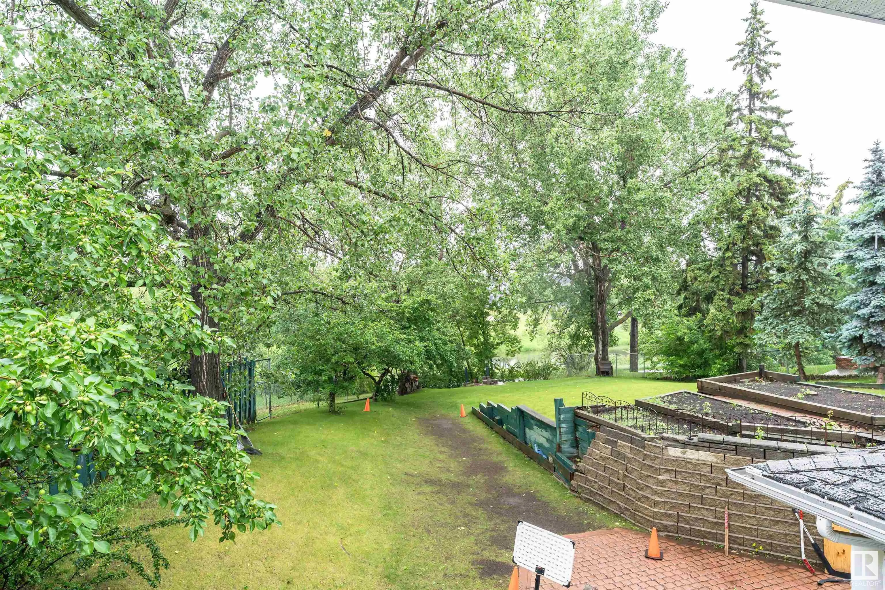 53 STURGEON Road
