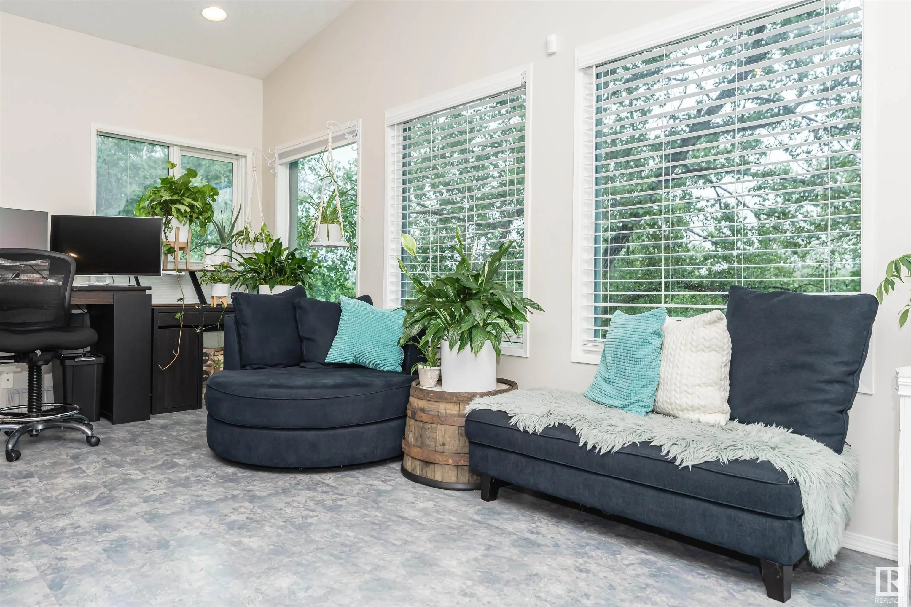 53 STURGEON Road