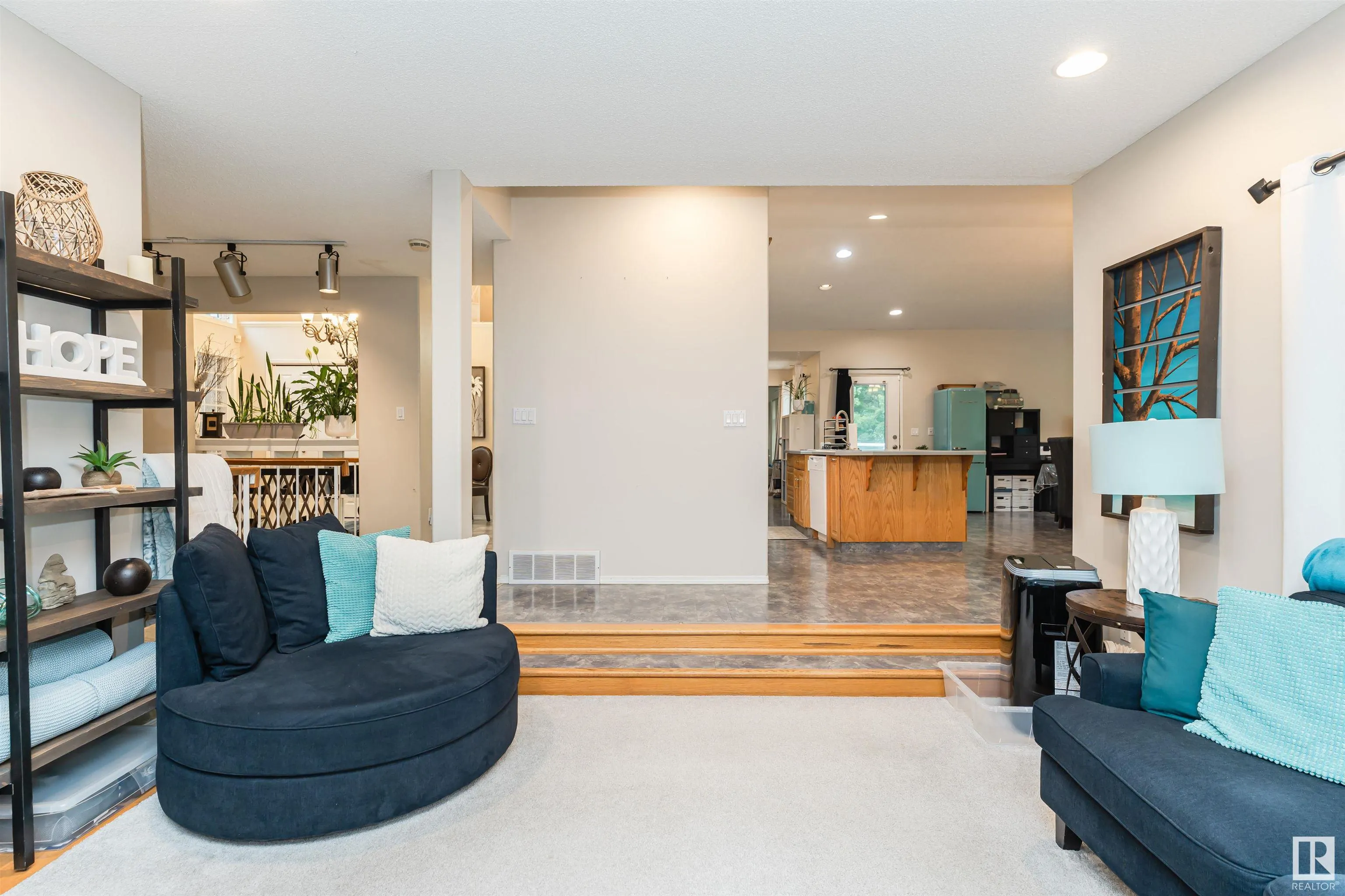 53 STURGEON Road