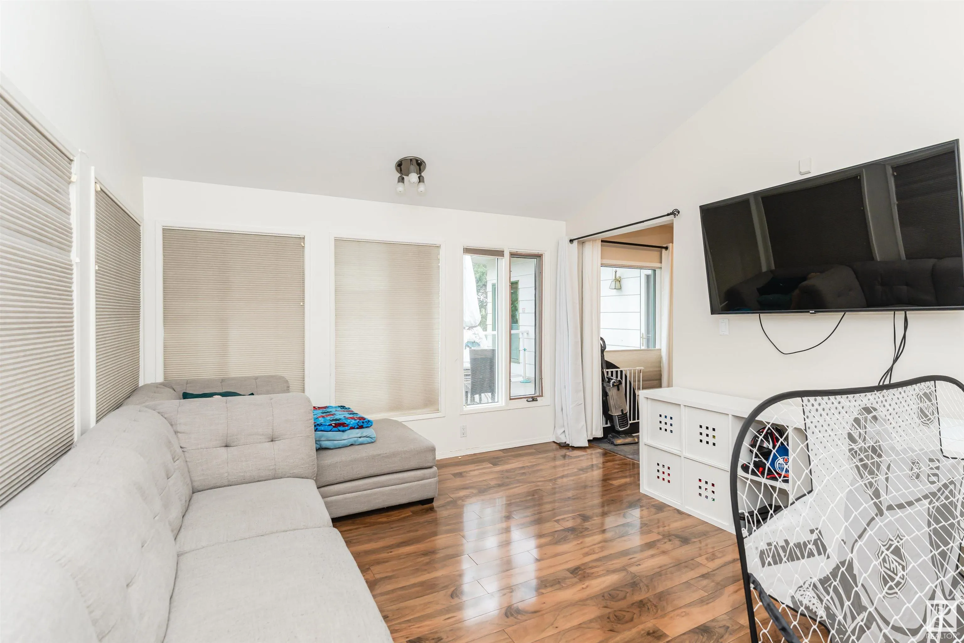 53 STURGEON Road