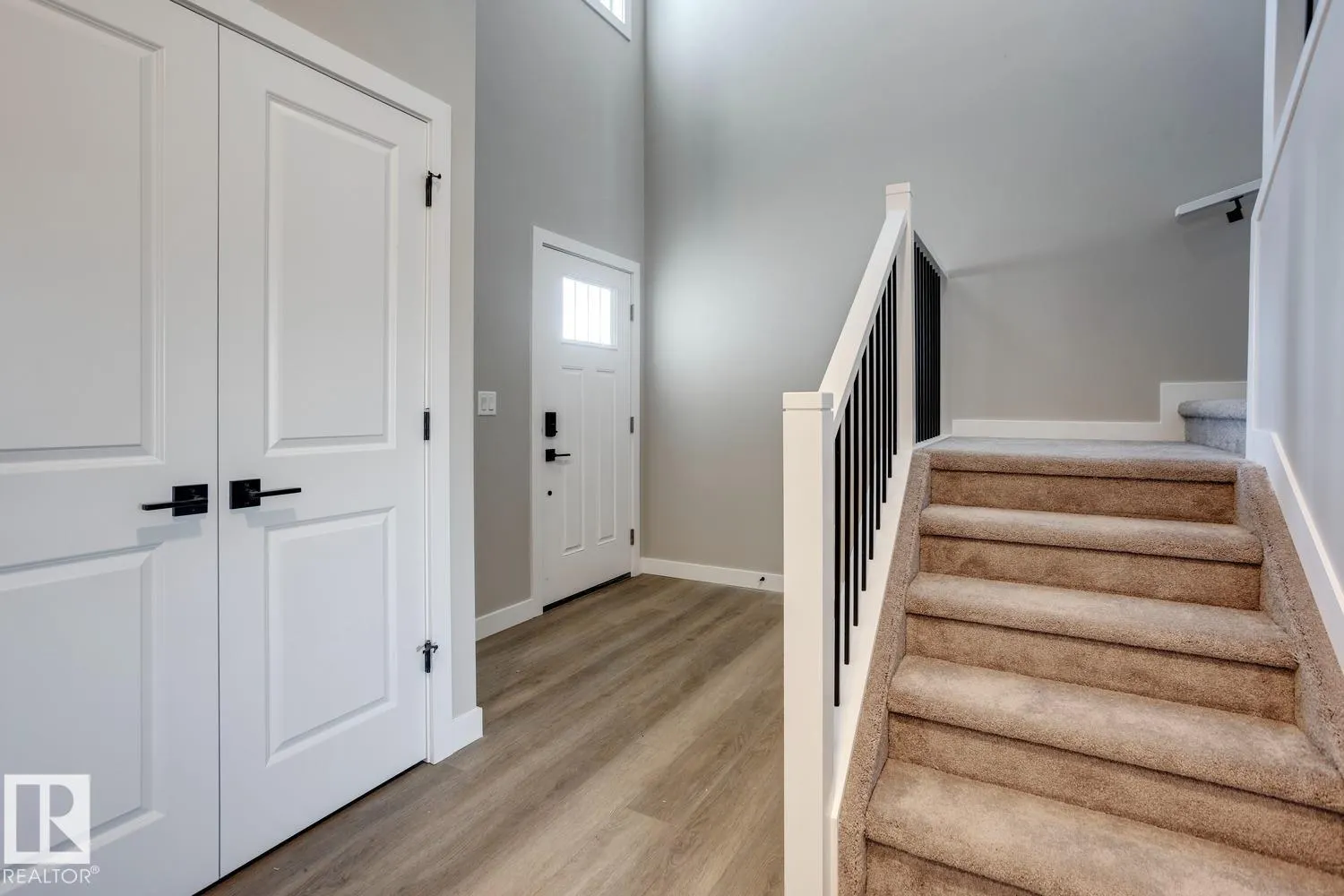 10 SERENO Lane