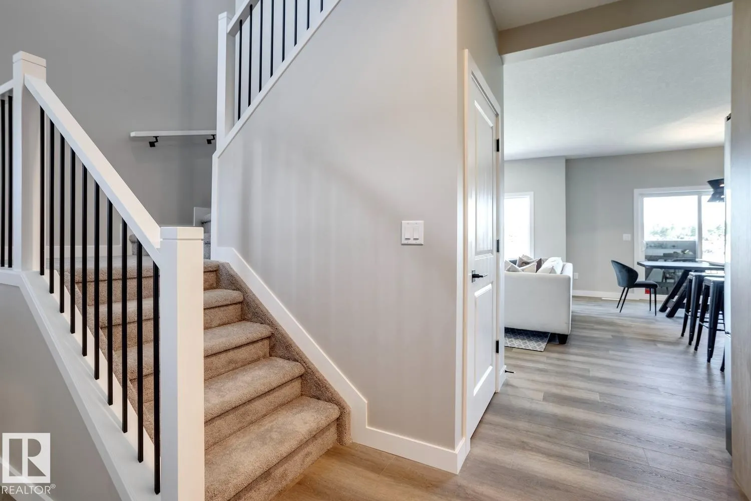 10 SERENO Lane