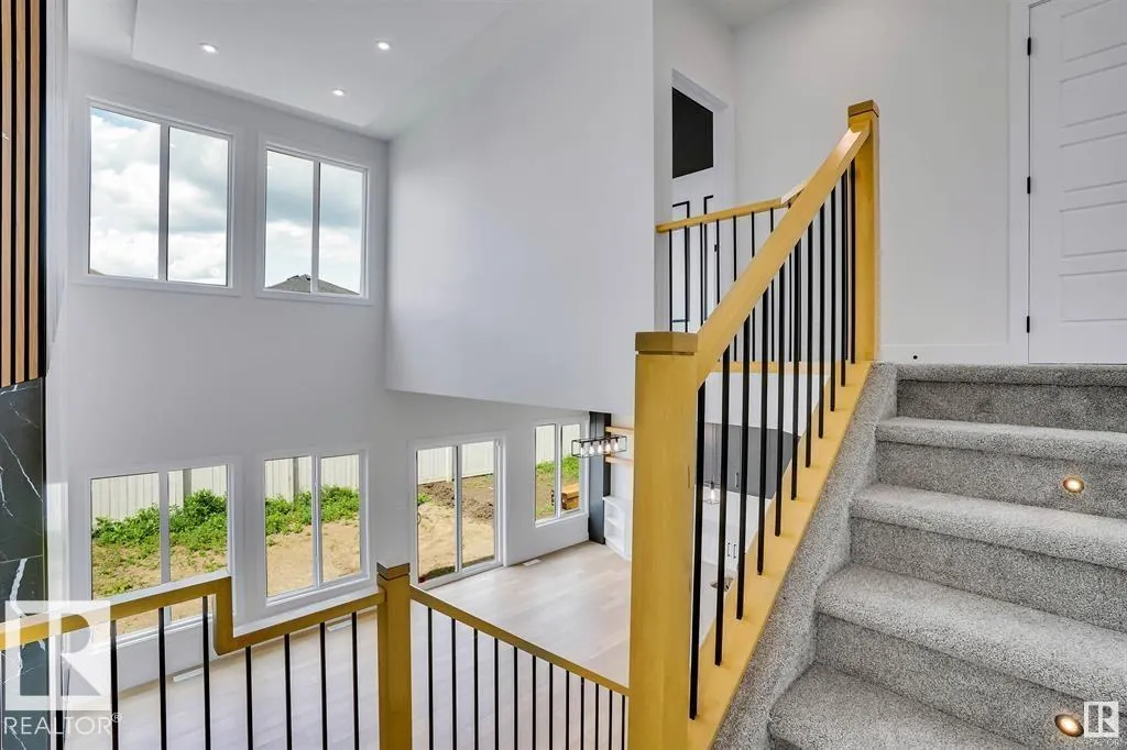 37 MEADOWBROOK Way