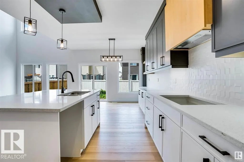 37 MEADOWBROOK Way