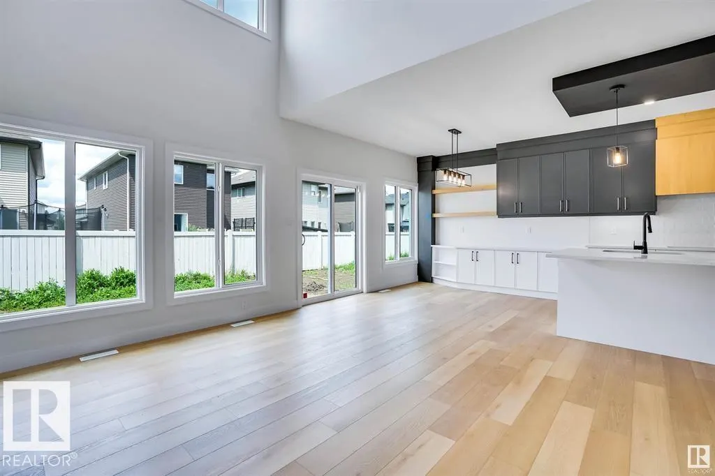 37 MEADOWBROOK Way