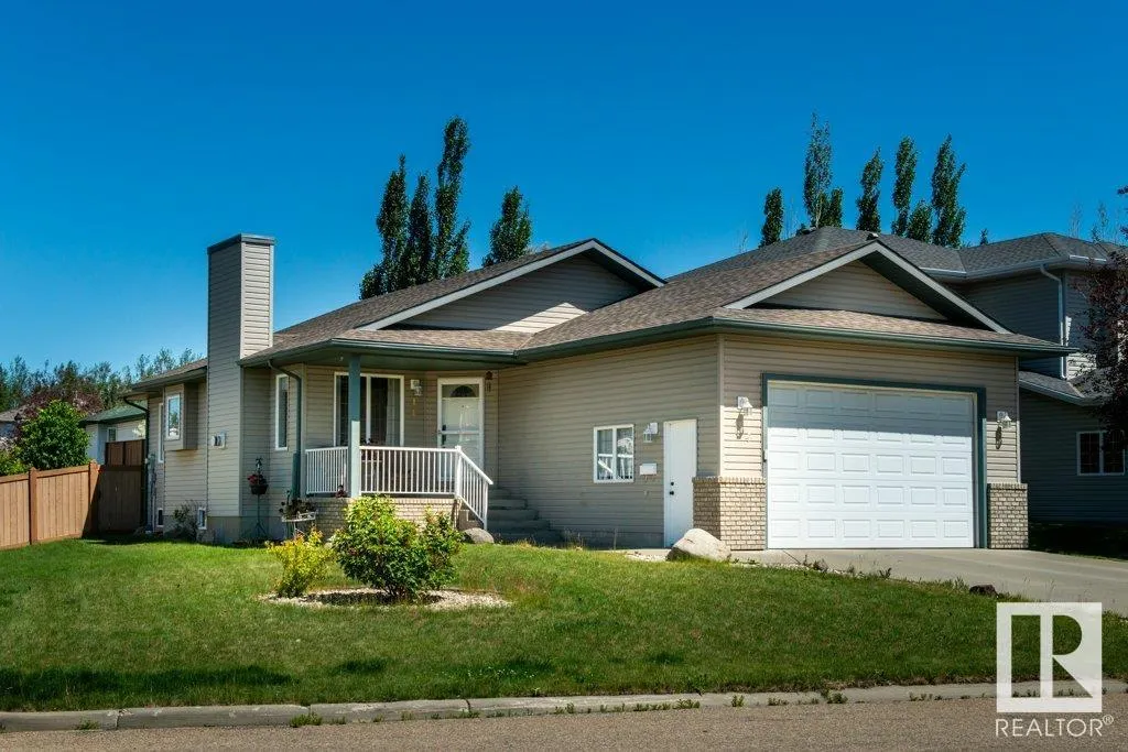 14 WOODS Court