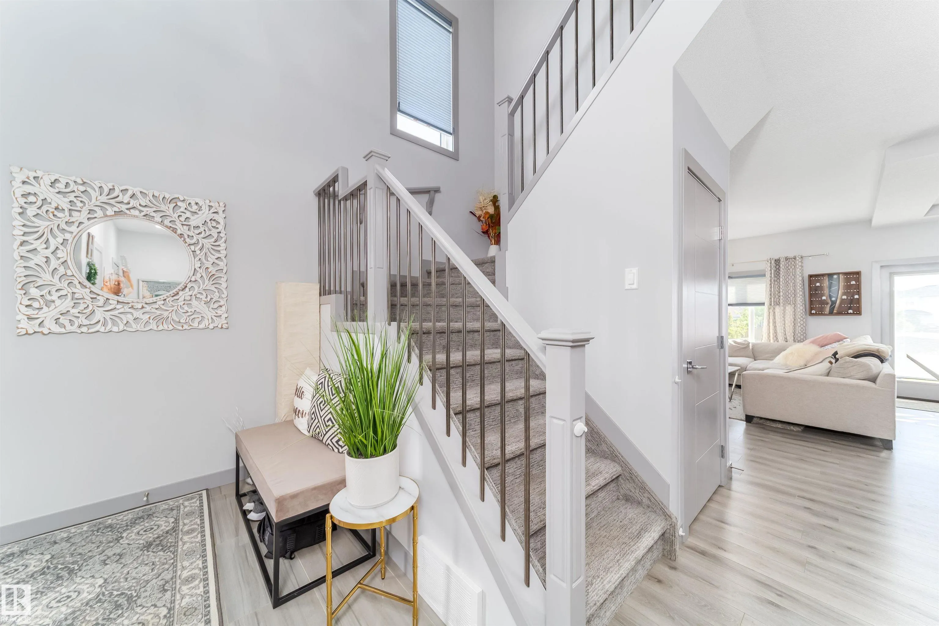 24 McKenzie Close