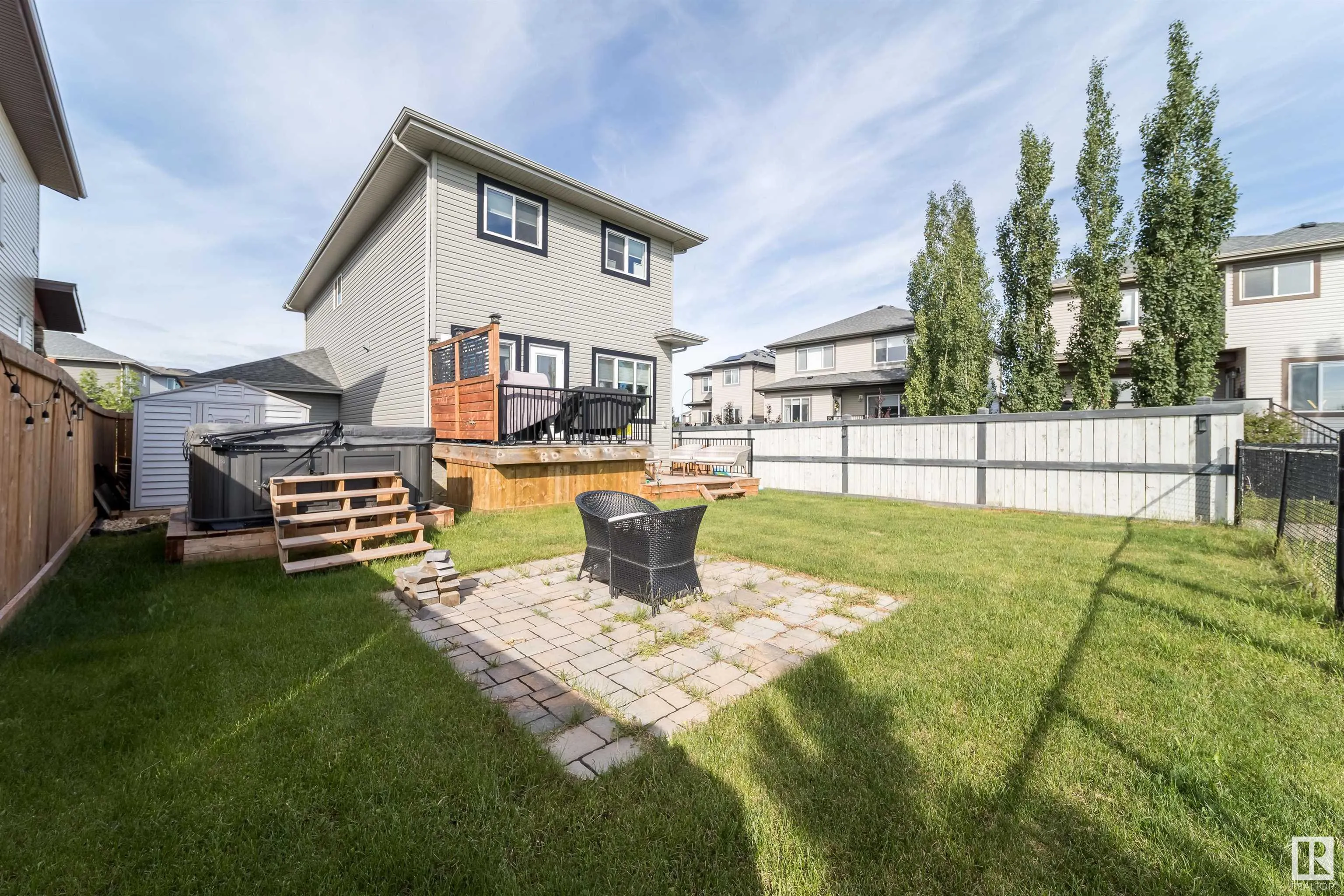24 McKenzie Close