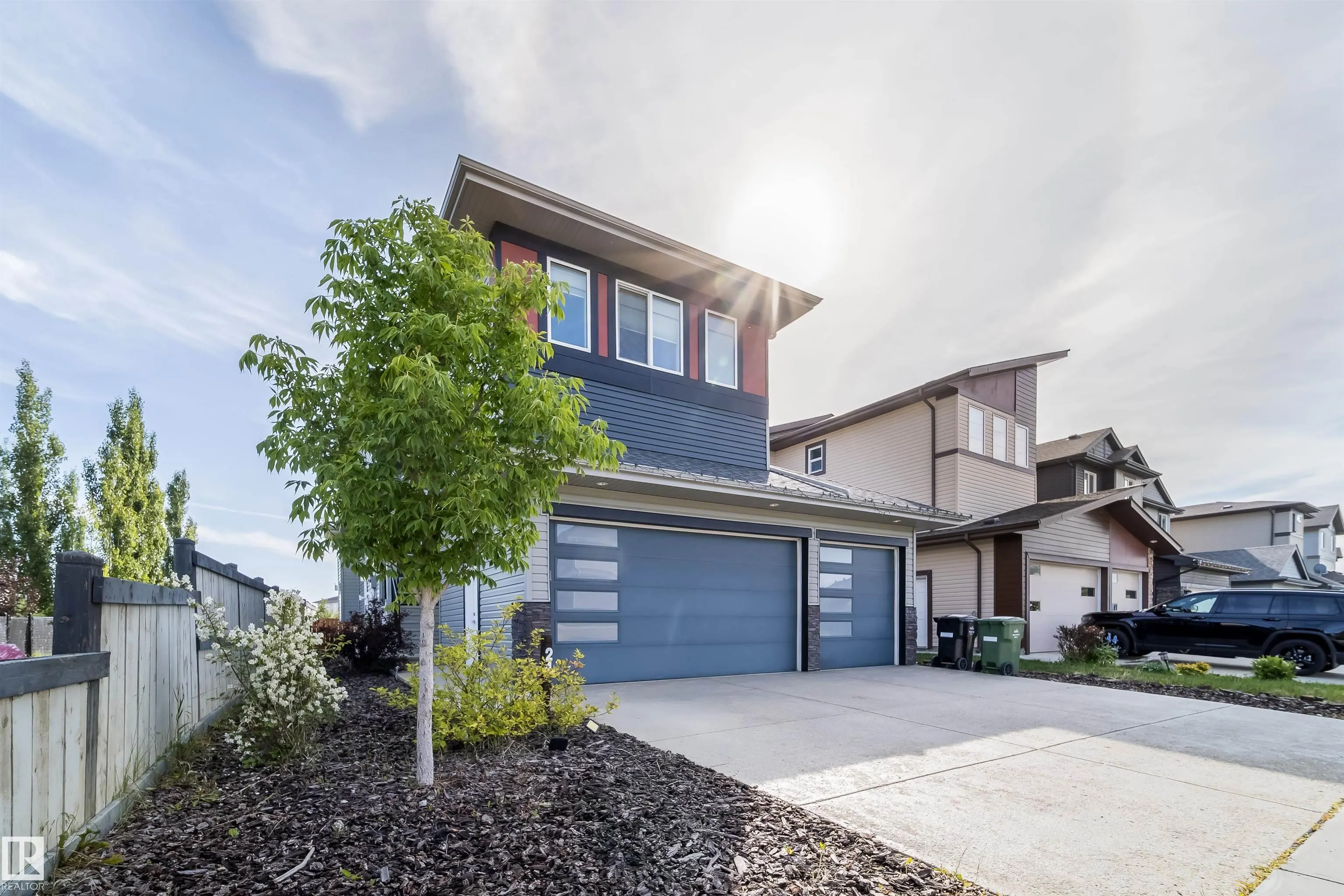 24 McKenzie Close