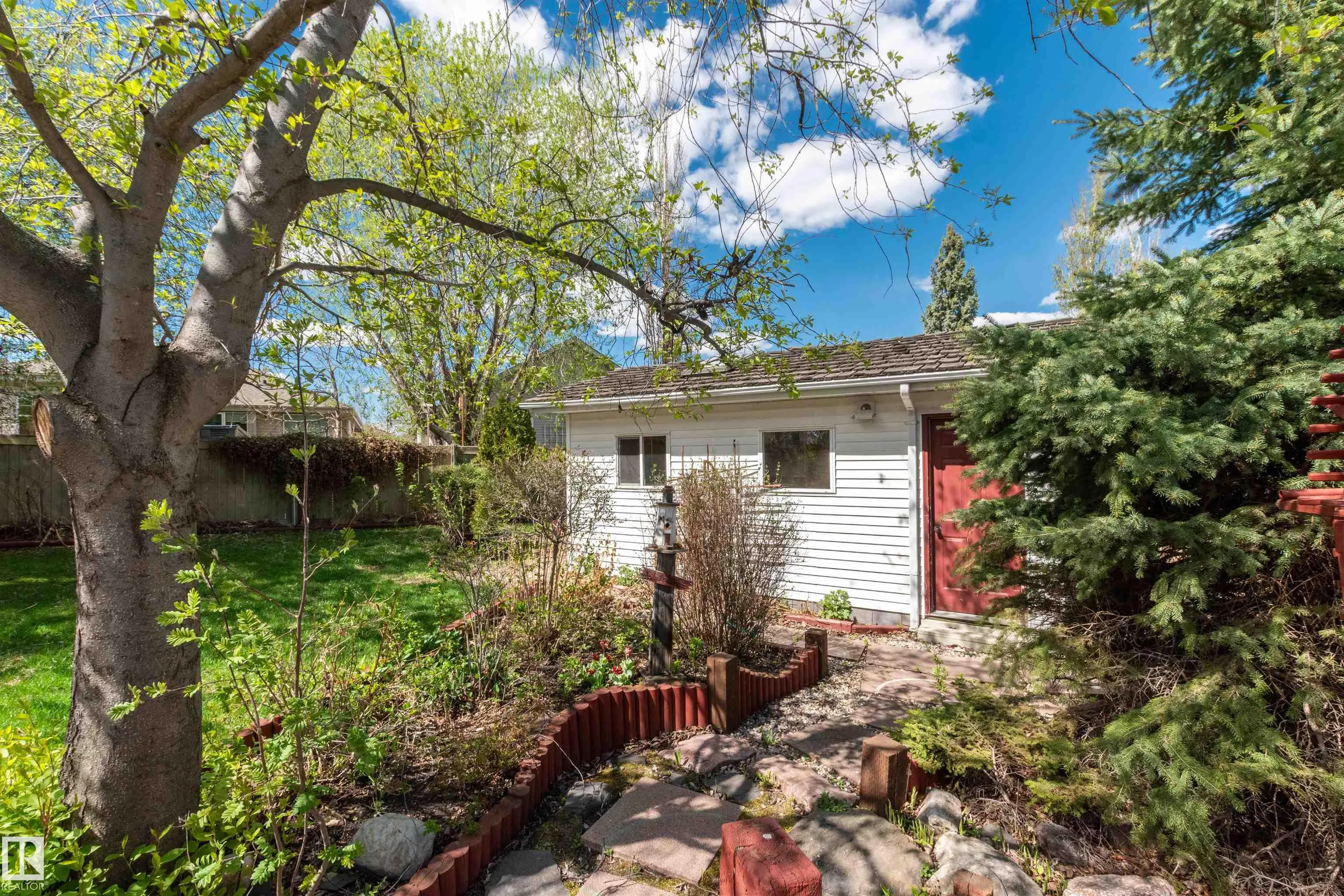 485 REGENCY Drive