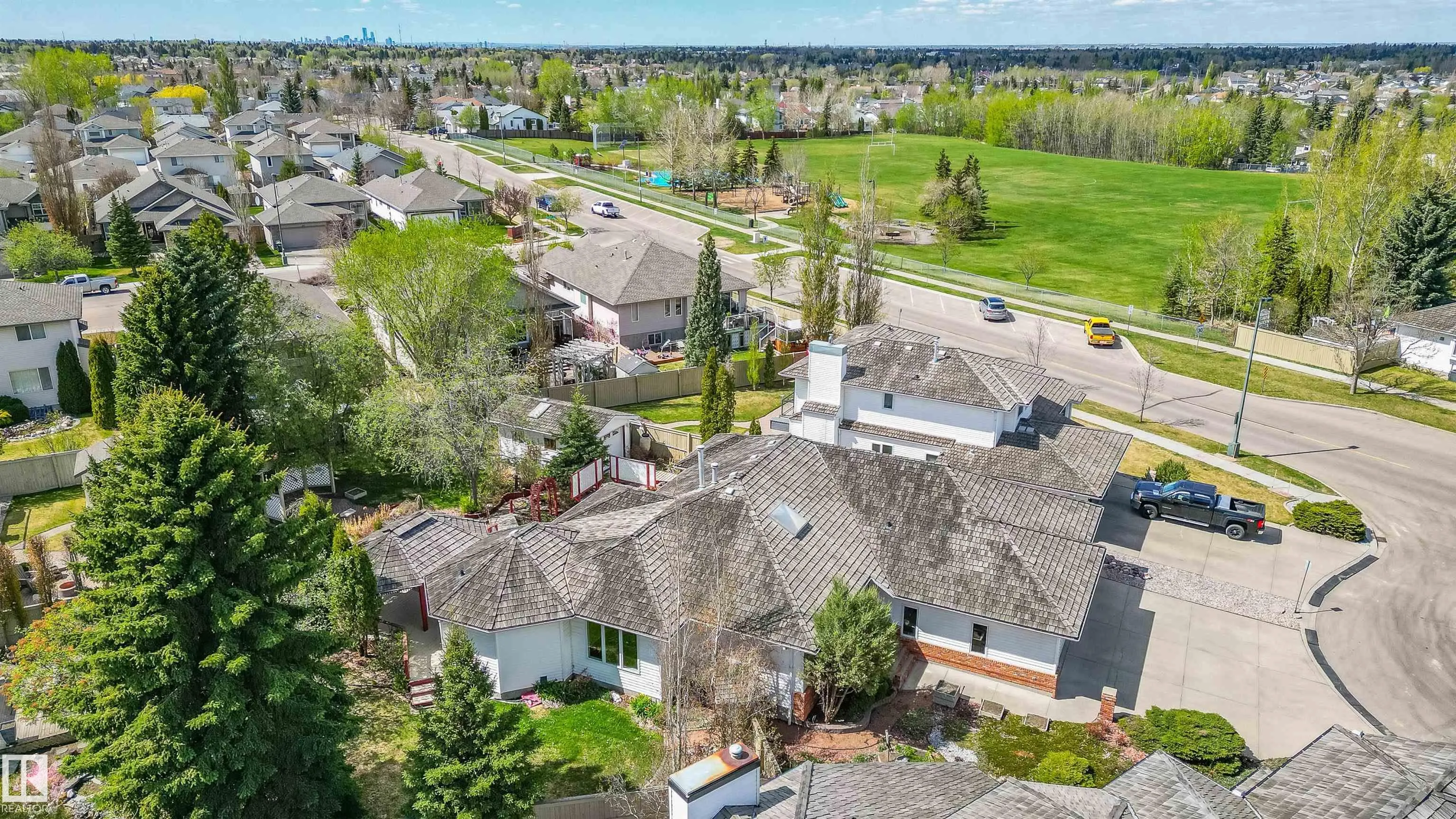 485 REGENCY Drive