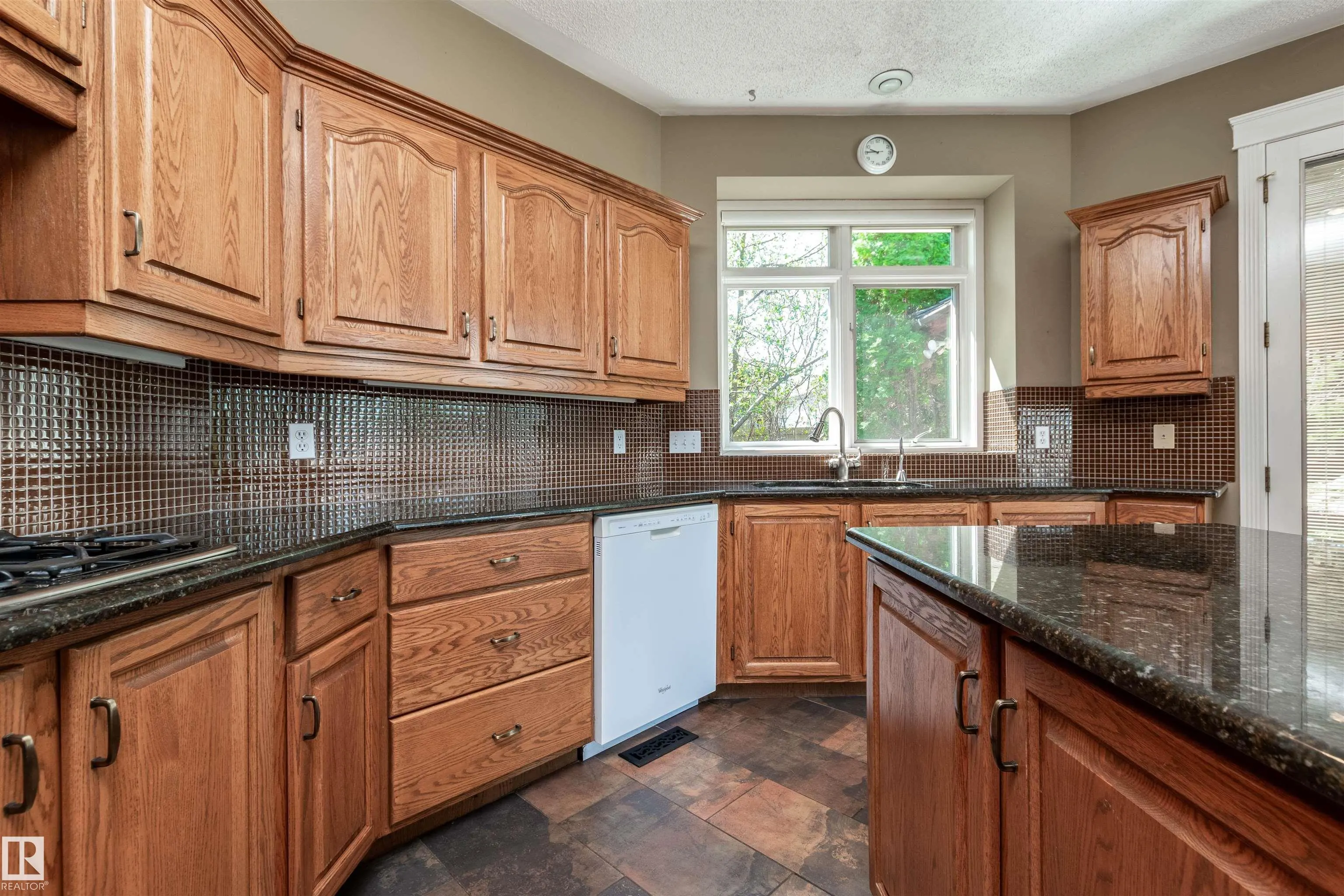 485 REGENCY Drive