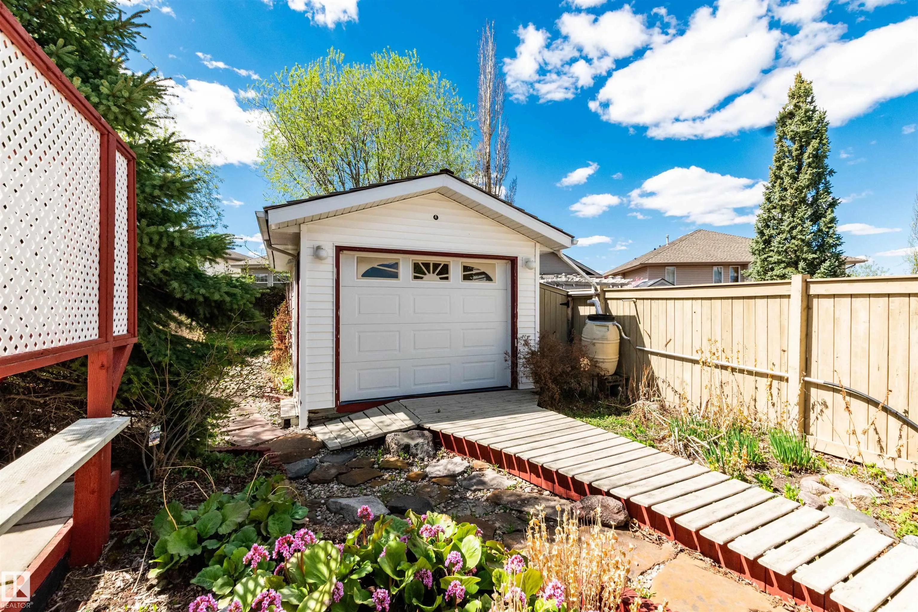485 REGENCY Drive