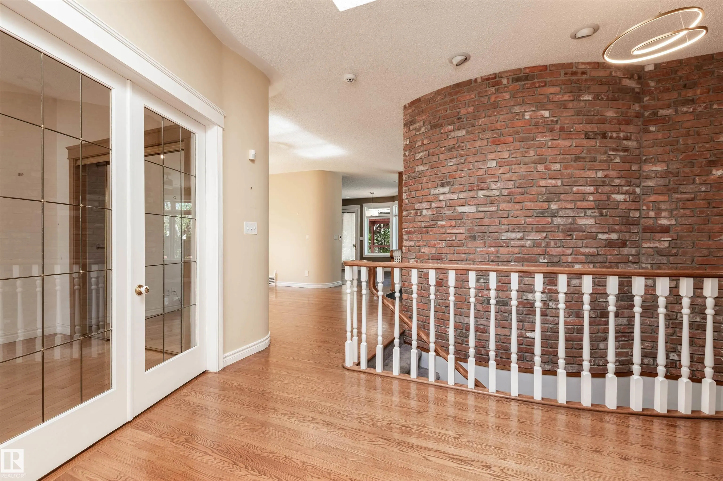 485 REGENCY Drive