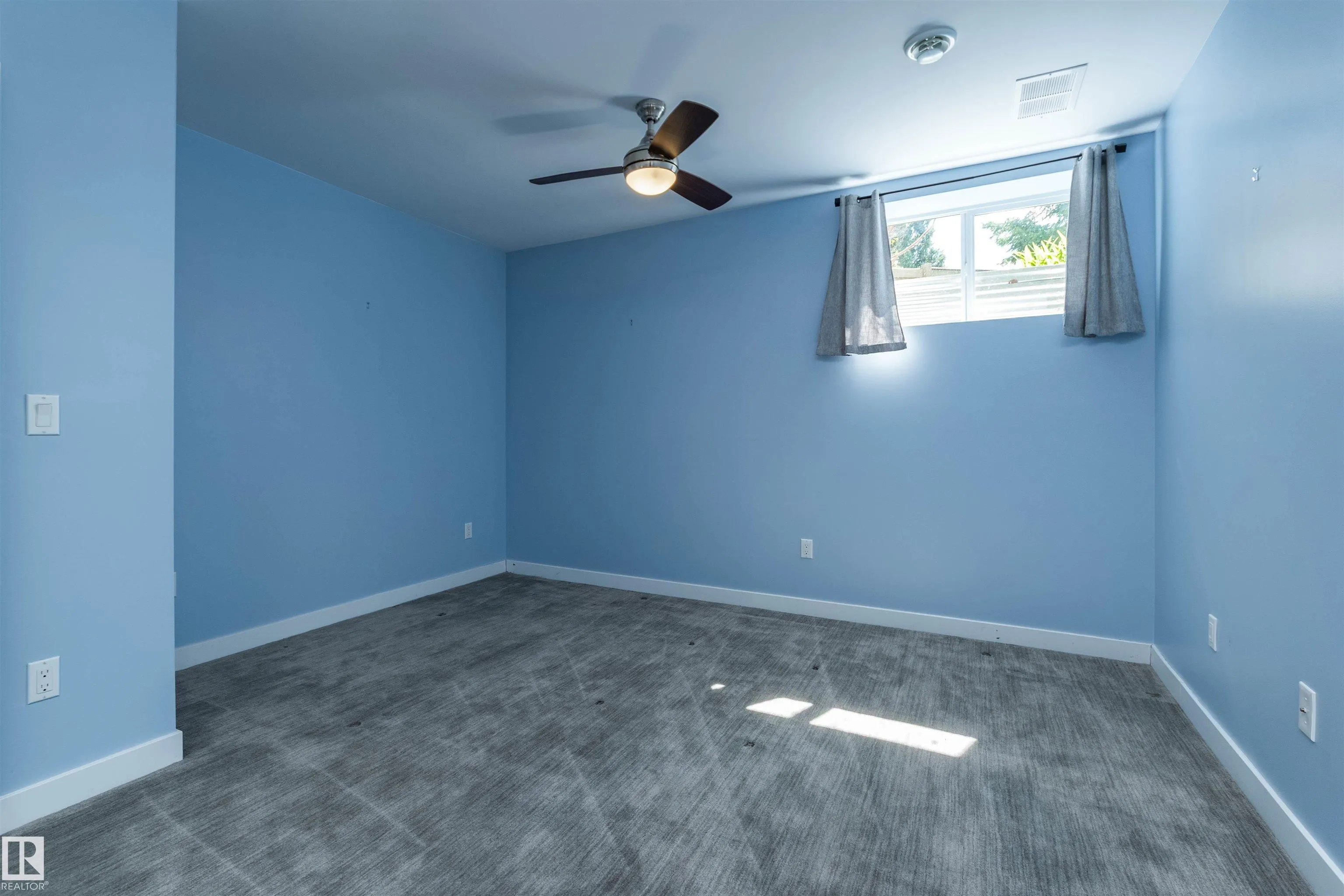 485 REGENCY Drive