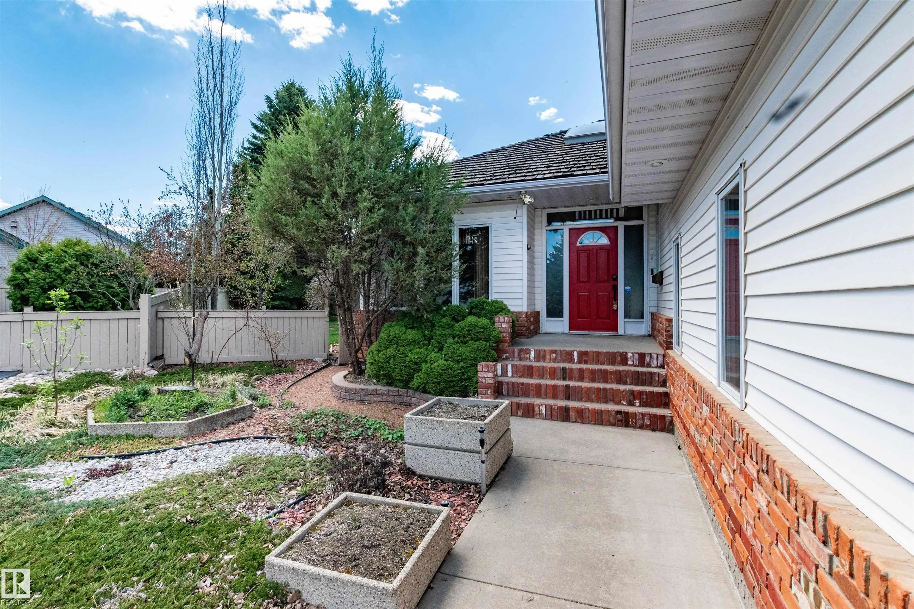 485 REGENCY Drive