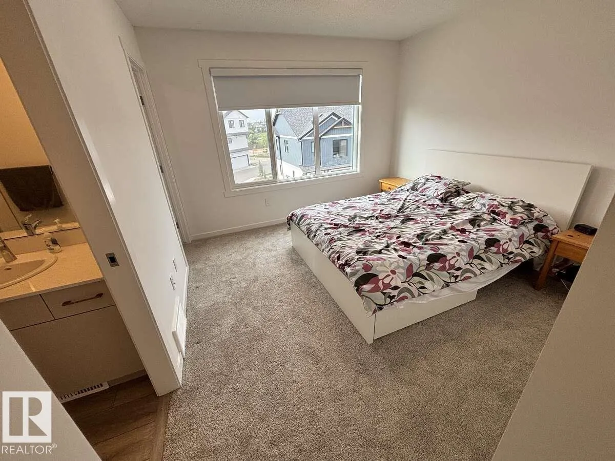 1025 Secord Promenade