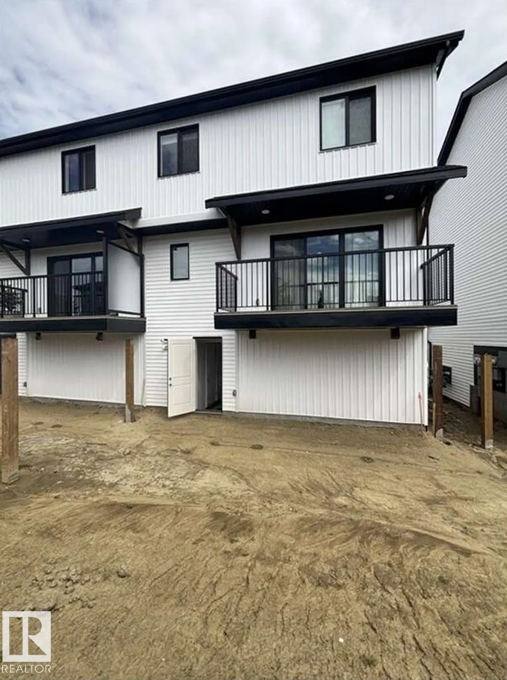 1025 Secord Promenade