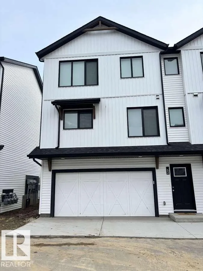 1025 Secord Promenade