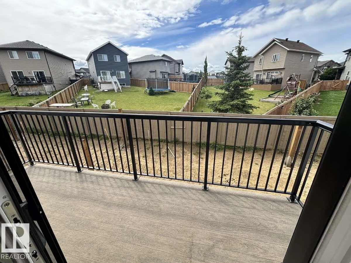 1025 Secord Promenade