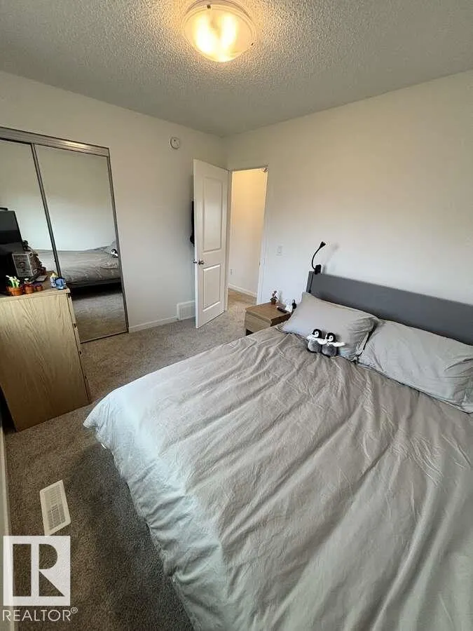 1025 Secord Promenade