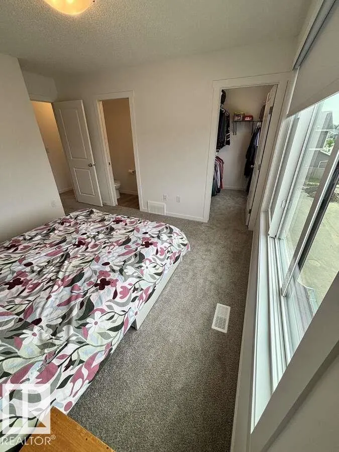 1025 Secord Promenade