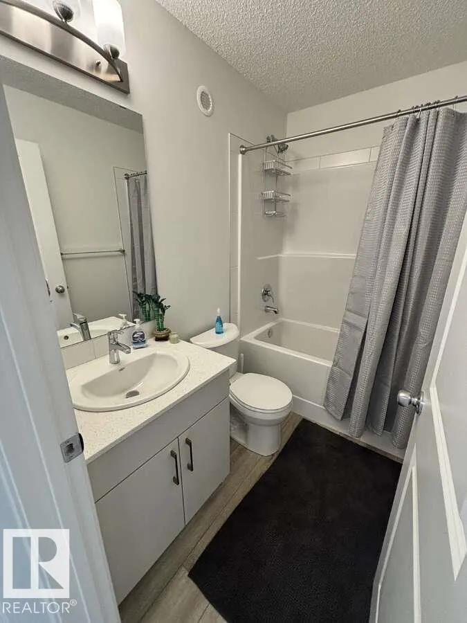 1025 Secord Promenade